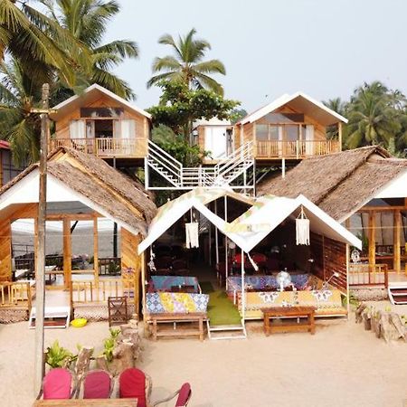 DucknChill-Agonda Hotel Buitenkant foto