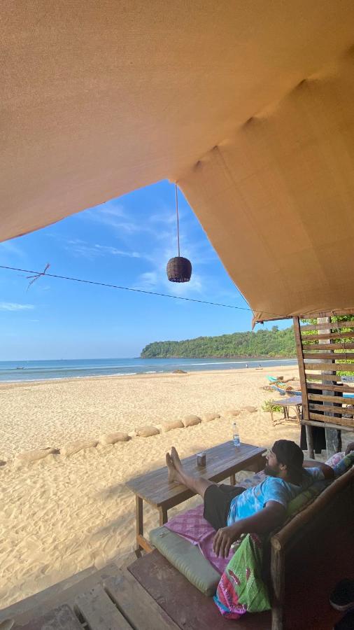 DucknChill-Agonda Hotel Buitenkant foto