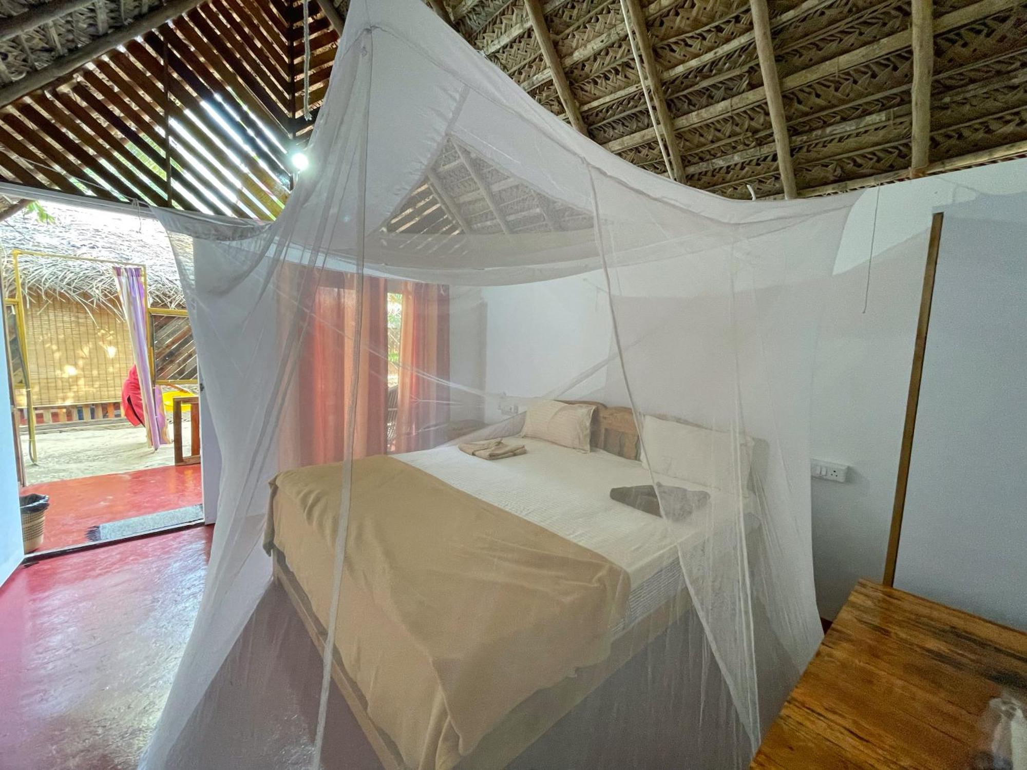DucknChill-Agonda Hotel Buitenkant foto