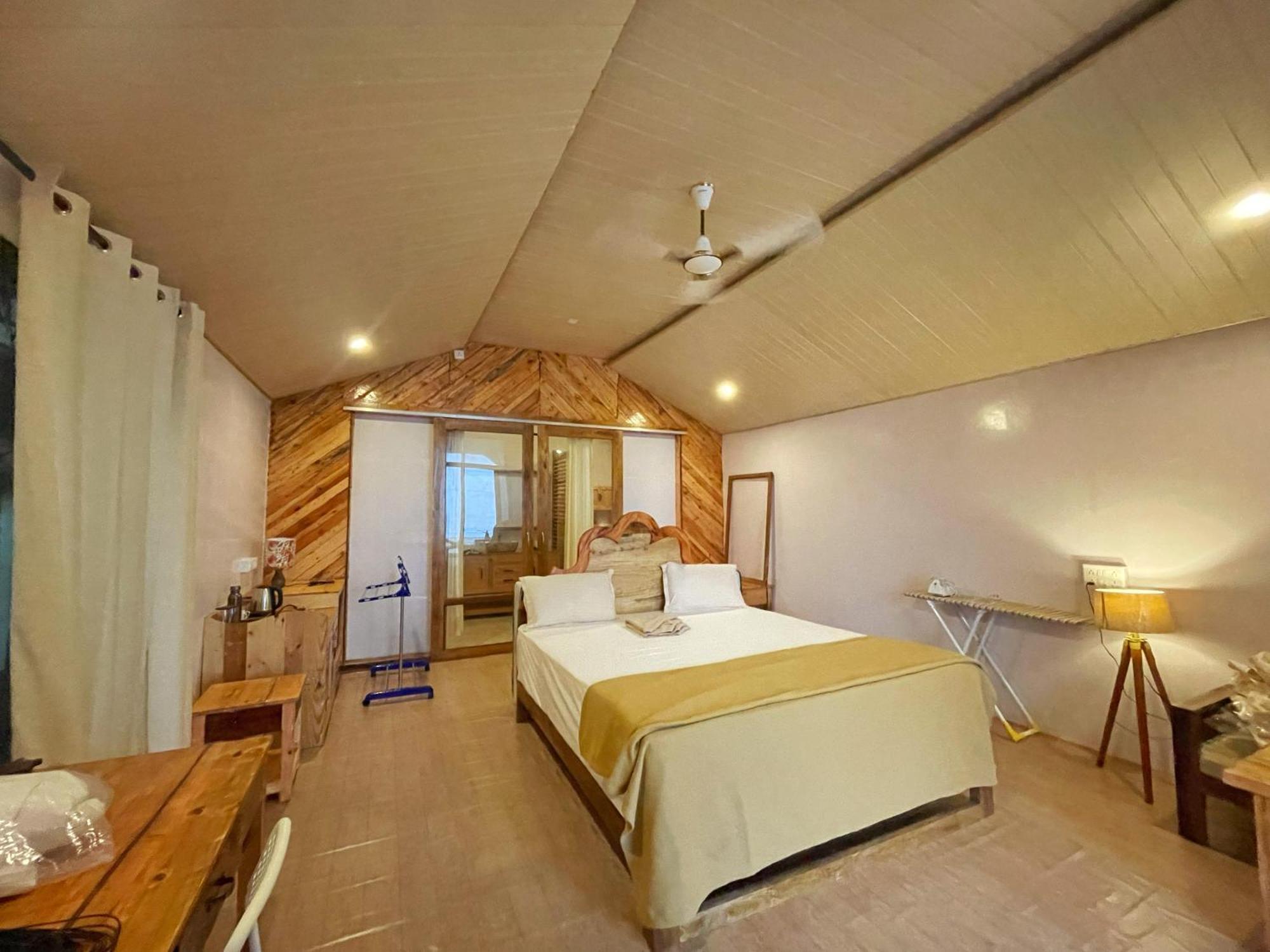 DucknChill-Agonda Hotel Buitenkant foto