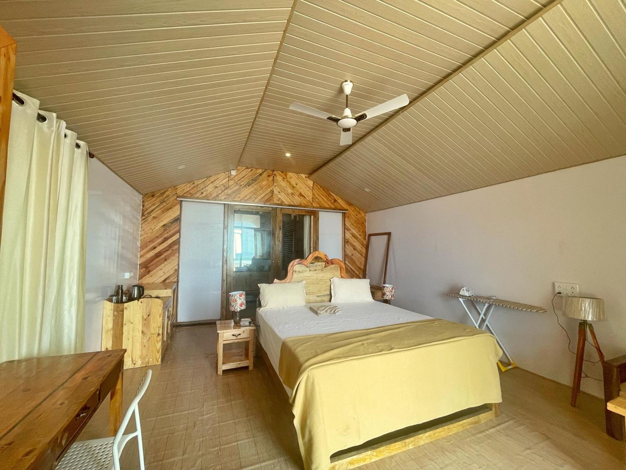 DucknChill-Agonda Hotel Buitenkant foto