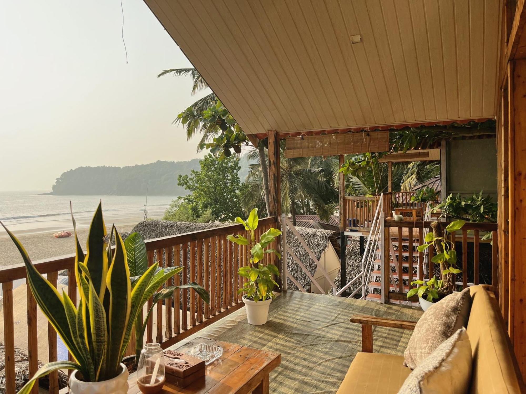 DucknChill-Agonda Hotel Buitenkant foto