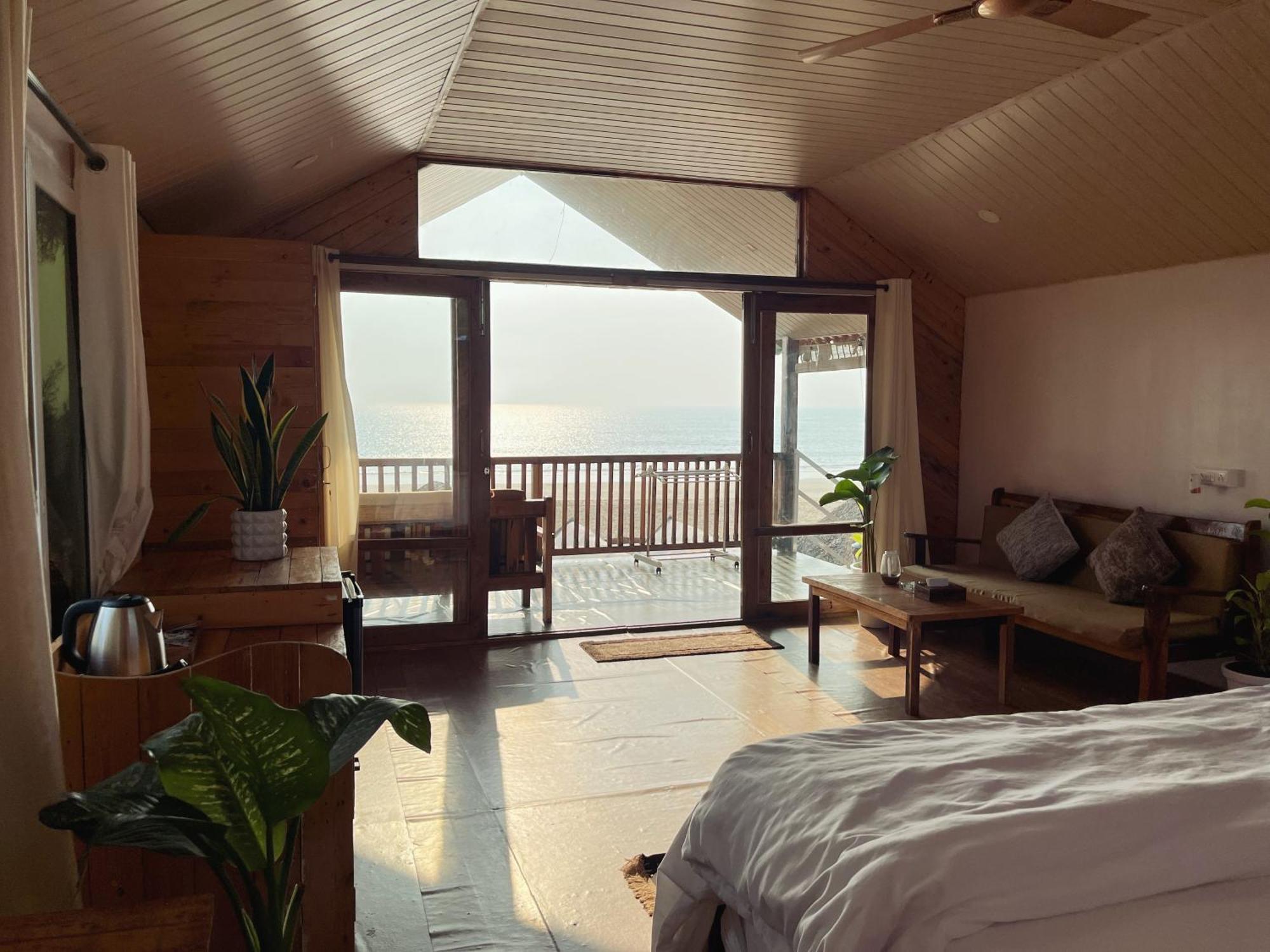 DucknChill-Agonda Hotel Buitenkant foto