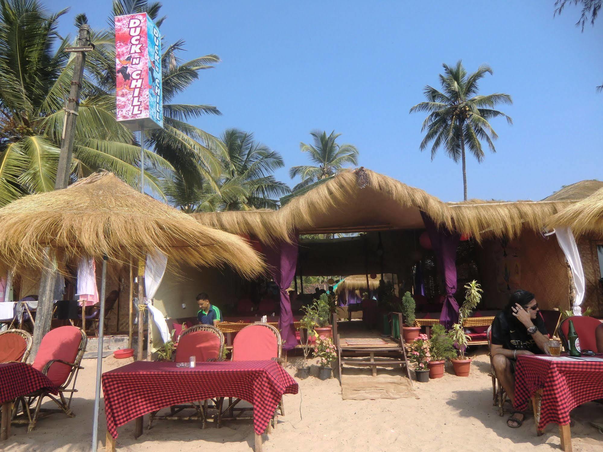 DucknChill-Agonda Hotel Buitenkant foto